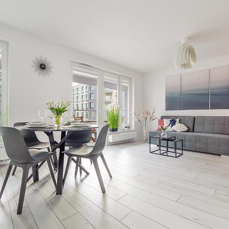 Apartamenty Sun & Snow Przystan Letnica Gdansk Exterior photo